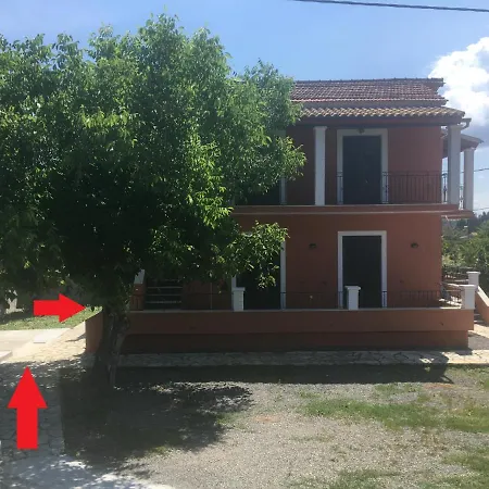 The Lion's House Liapades